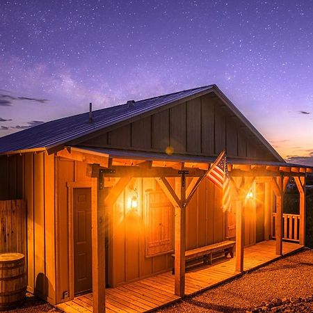 -Pet Friendly- Miners Cabin #6 - King Bed With Private Balcony Tombstone Luaran gambar