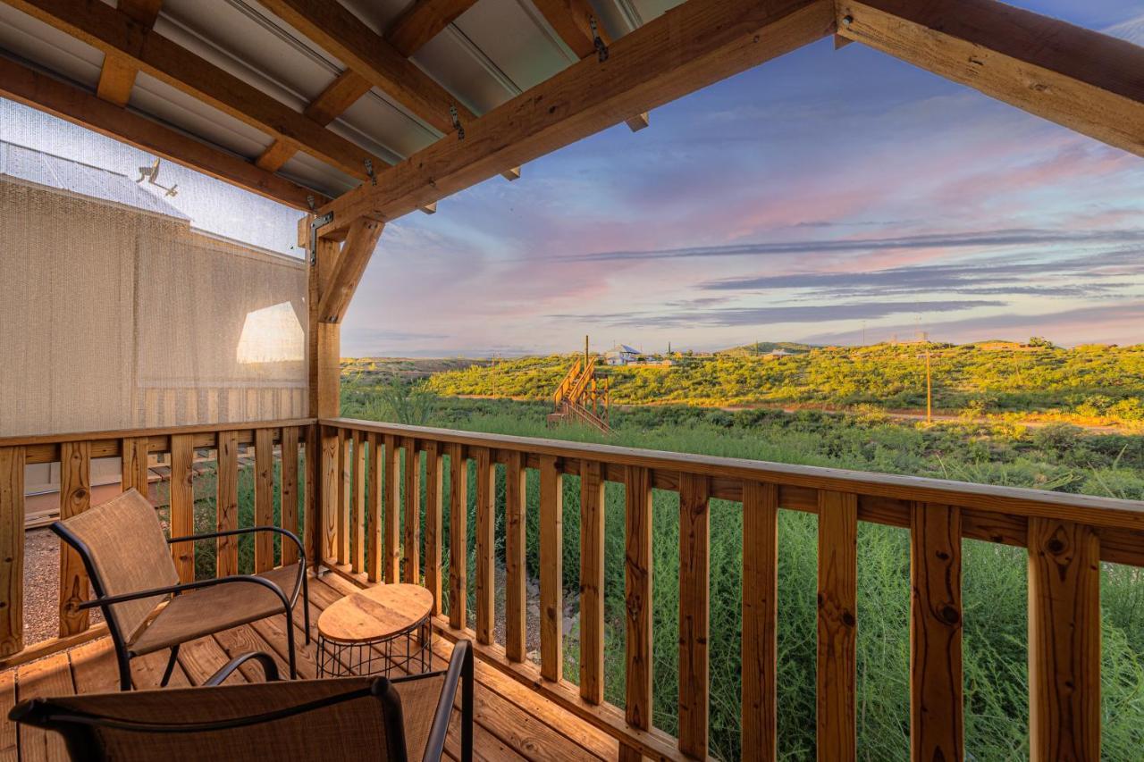-Pet Friendly- Miners Cabin #6 - King Bed With Private Balcony Tombstone Luaran gambar